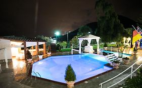 Hotel Diecimare